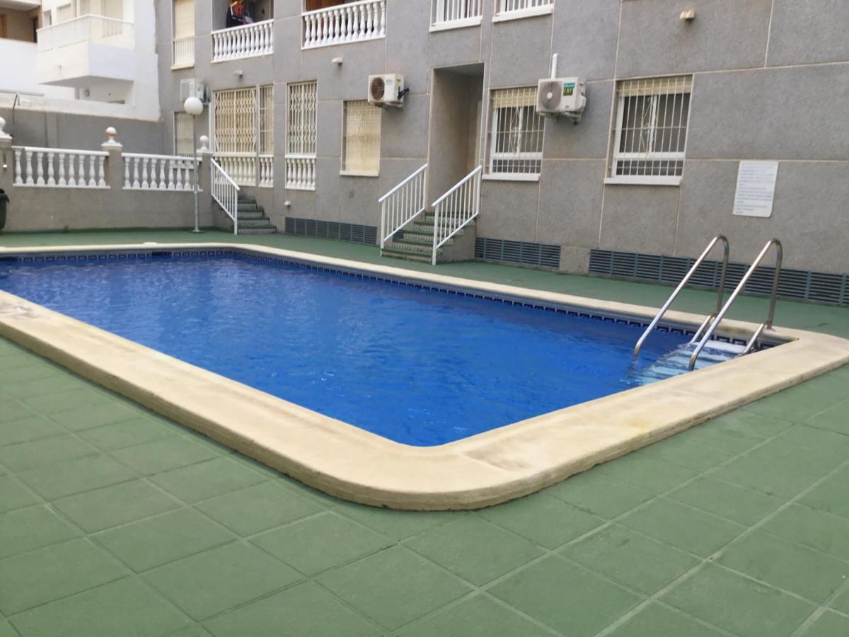 Apartament Montana Torrevieja Esterno foto