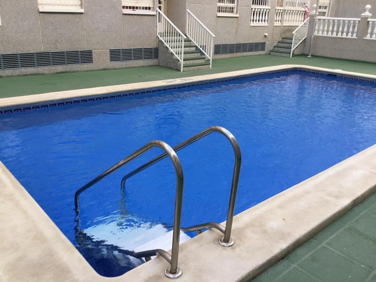 Apartament Montana Torrevieja Esterno foto