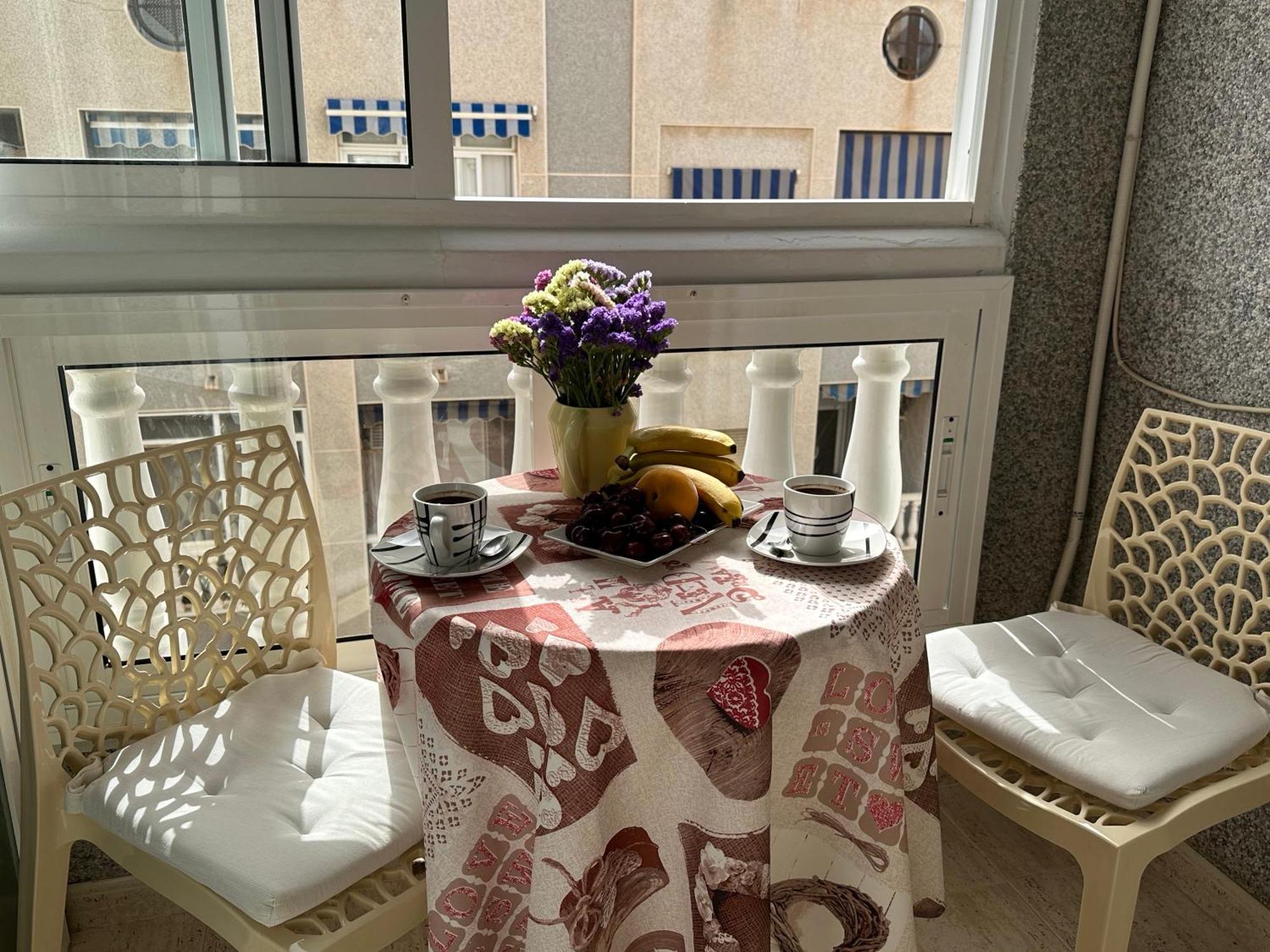 Apartament Montana Torrevieja Esterno foto